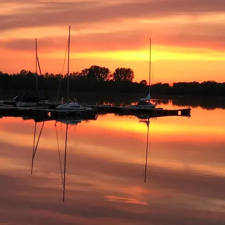 Holiday home Floating 44 In - Boot 2 Xanten