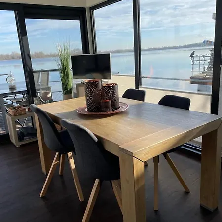Holiday home Floating 44 In - Boot 2