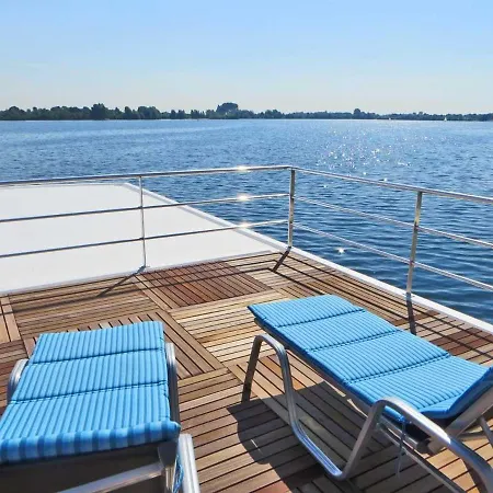 Floating 44 In - Boot 2 Σπίτι διακοπών *