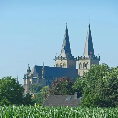 Floating 44 In - Boot 2 Xanten